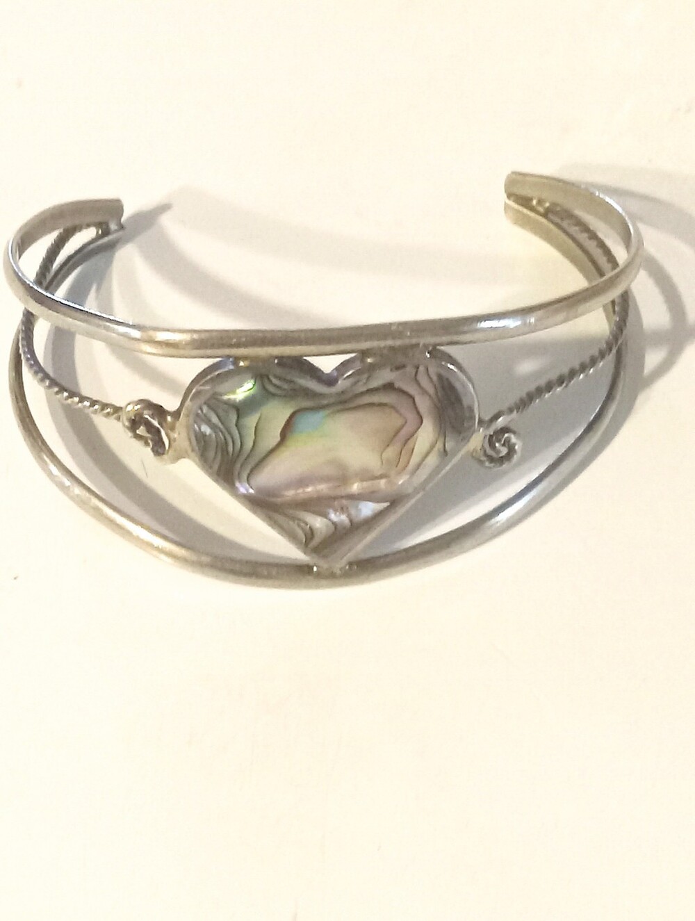 Vintage Alpaca Mexico Heart Flower Abalone Mother of Pearl Stone Cuff Bracelet